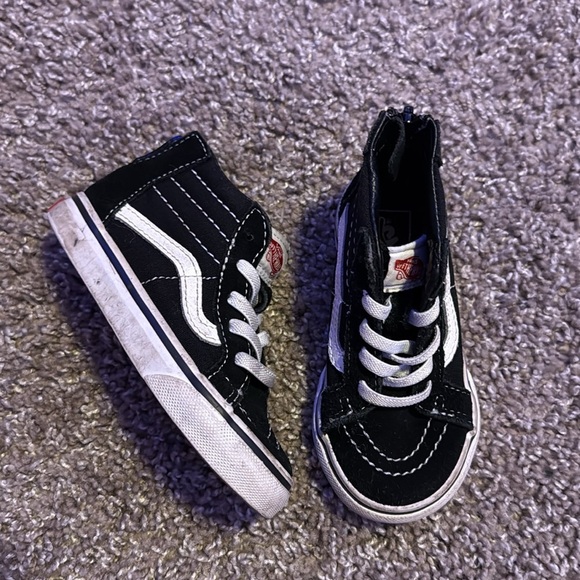 Vans high tops sneakers for toddler - Picture 2 of 4